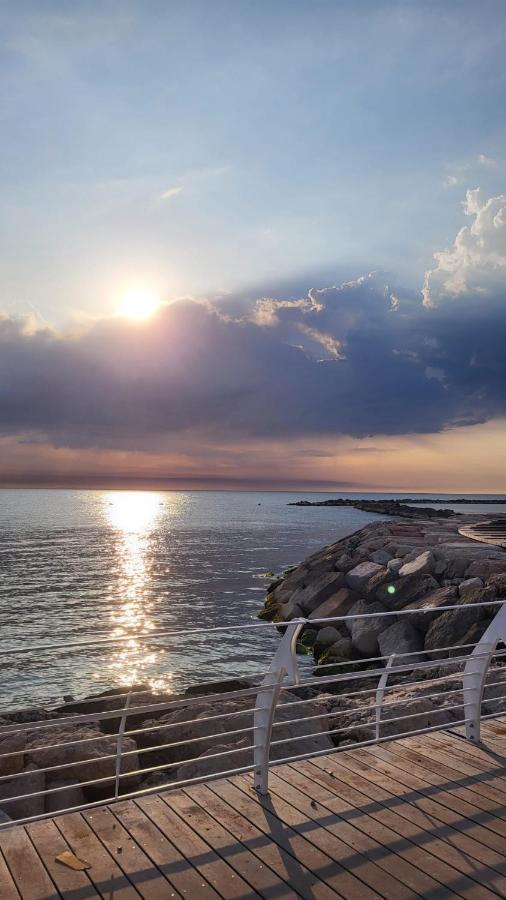 Hotel Metropol Pesaro Dış mekan fotoğraf