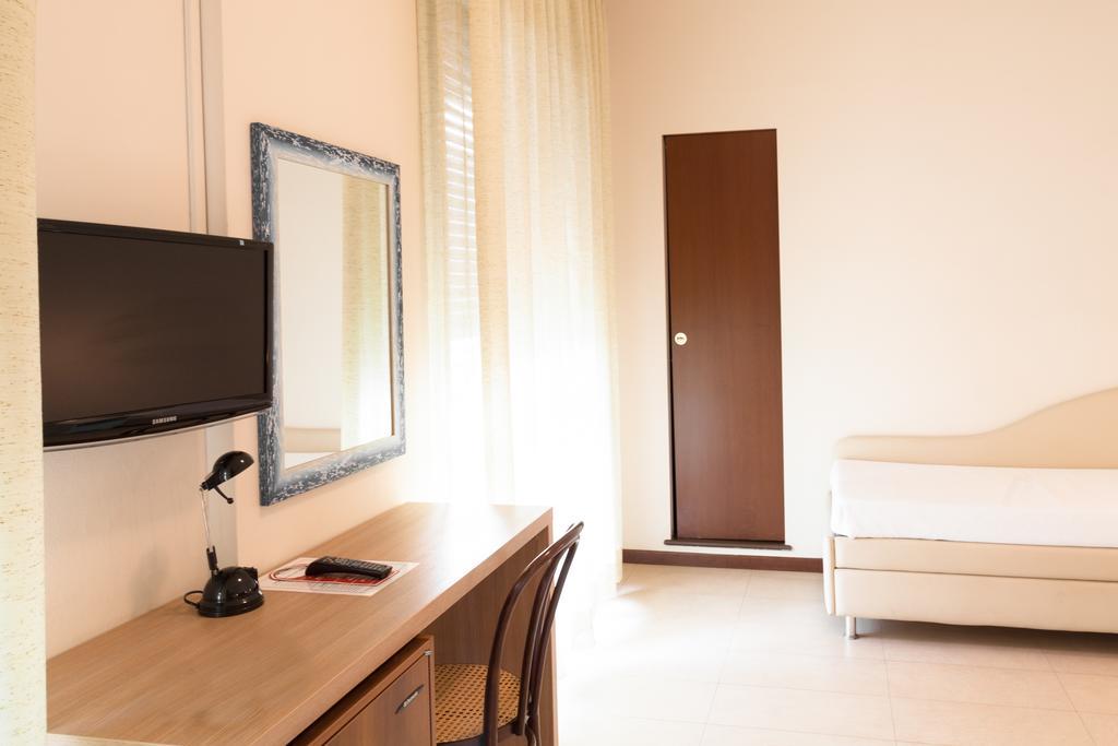 Hotel Metropol Pesaro Dış mekan fotoğraf