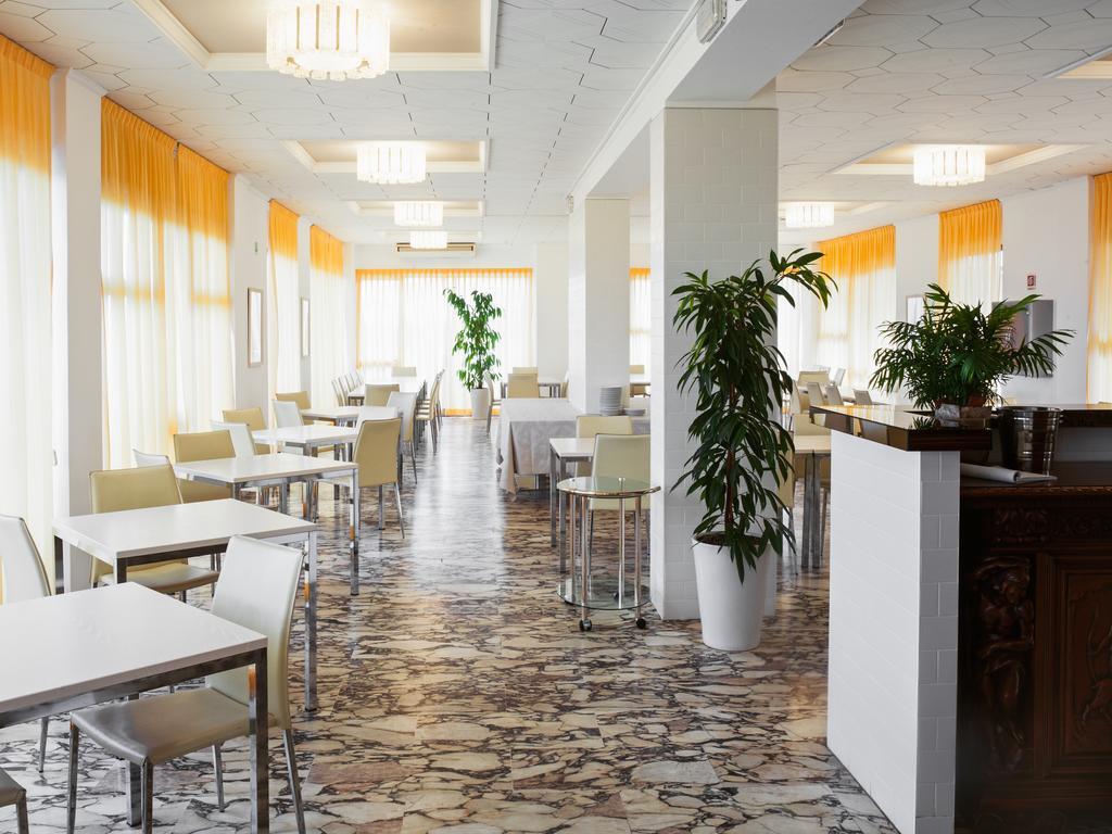 Hotel Metropol Pesaro Dış mekan fotoğraf